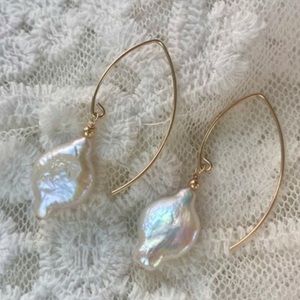 Baroque Pearl Drop Earrings